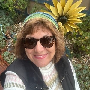 Meet your Posher, Lisa